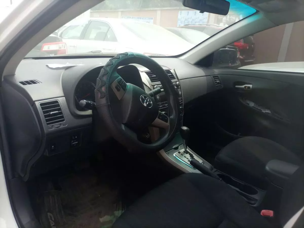 Toyota Corolla - 2011