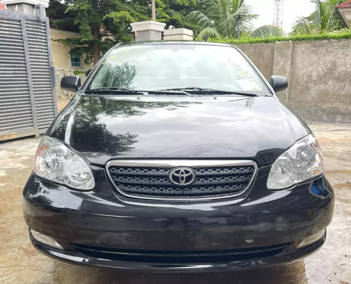 Toyota Corolla   - 2008