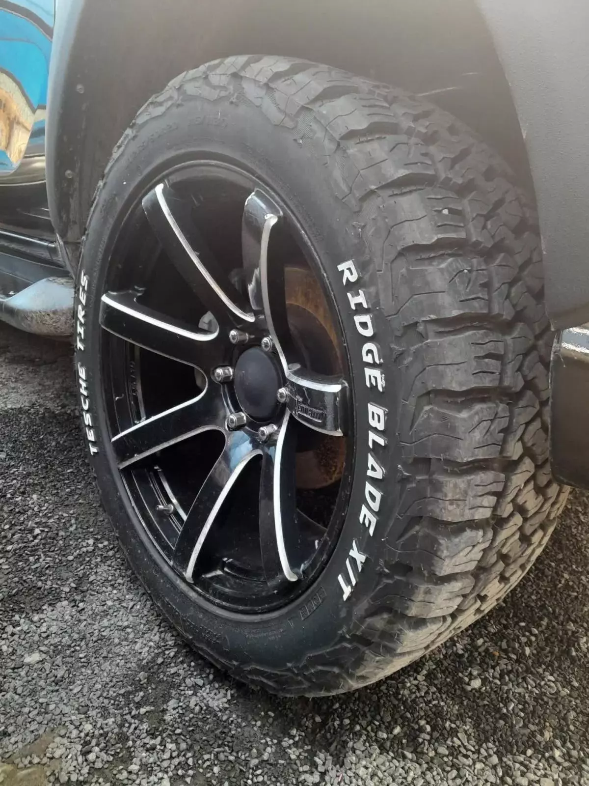 Toyota Hilux Revo  - 2016