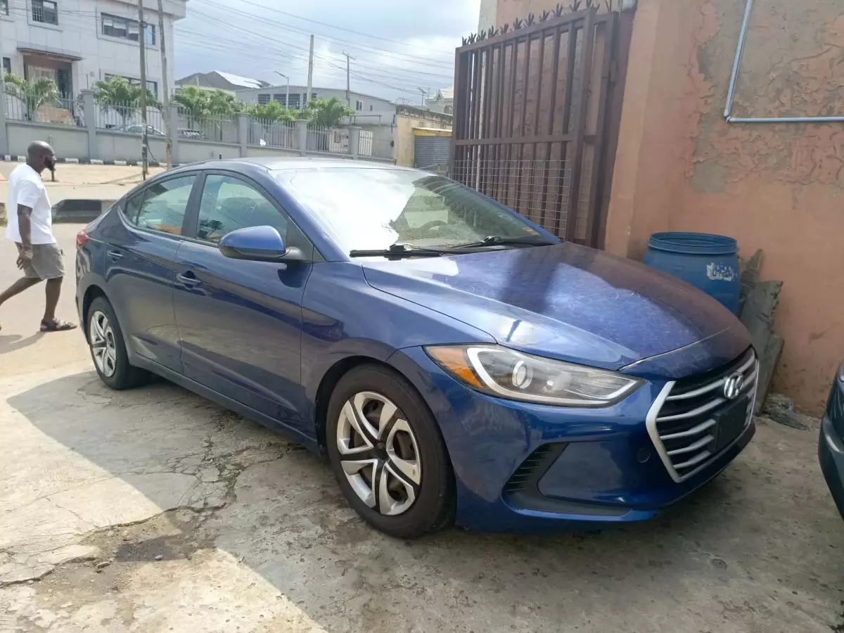 Hyundai Elantra   - 2017