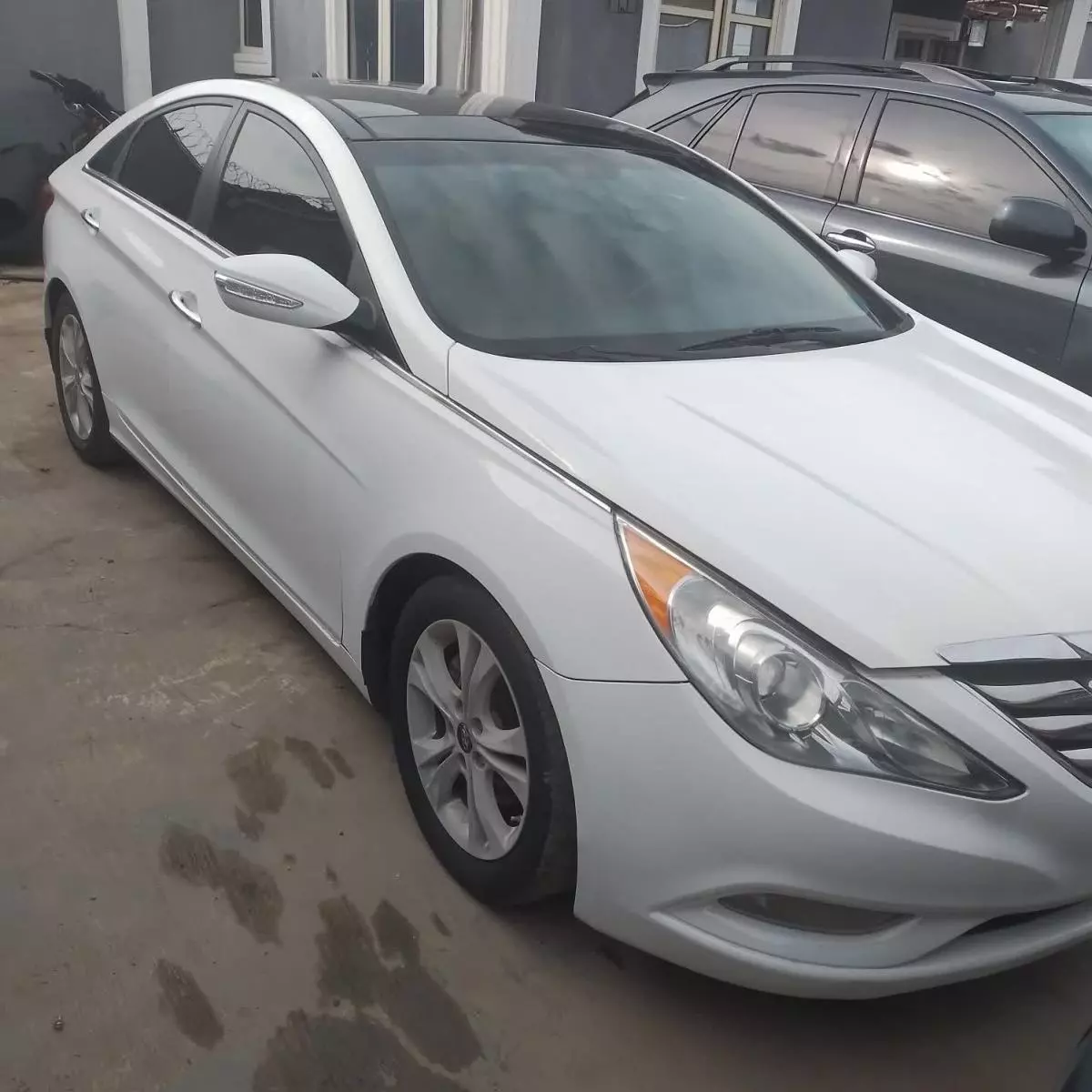 Hyundai Sonata   - 2013