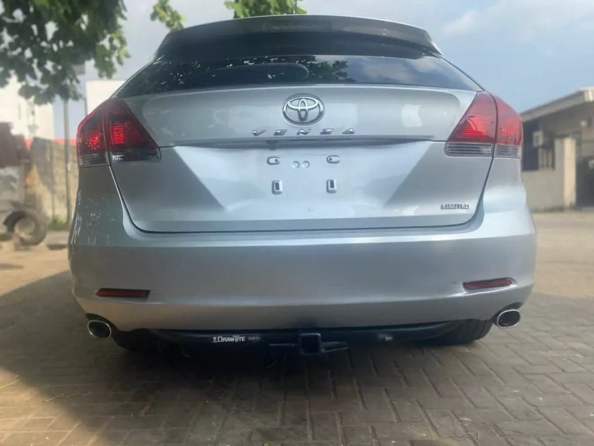 Toyota Venza - 2013