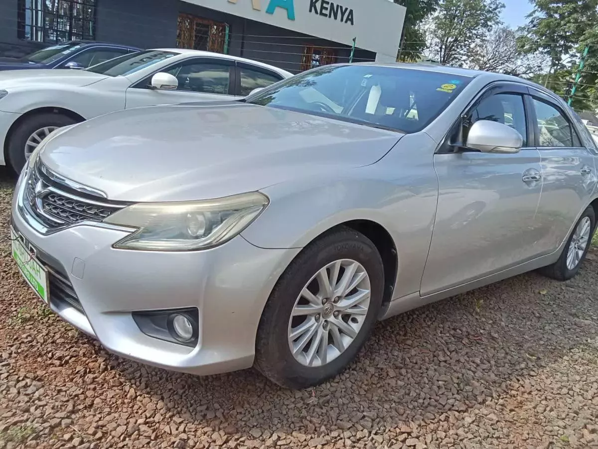 Toyota Mark X   - 2013