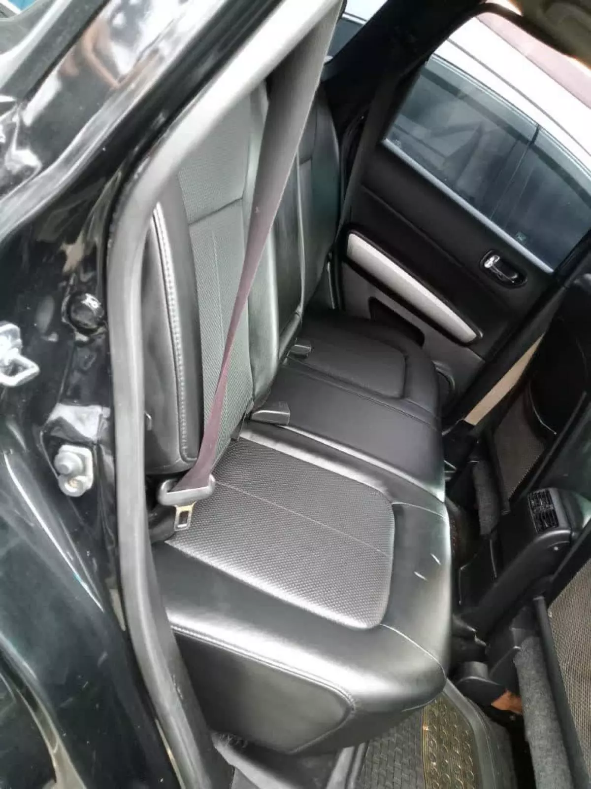 Nissan X- trail - 2012