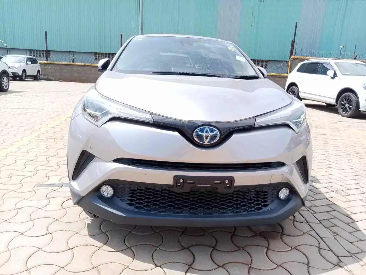 Toyota C-HR   - 2017