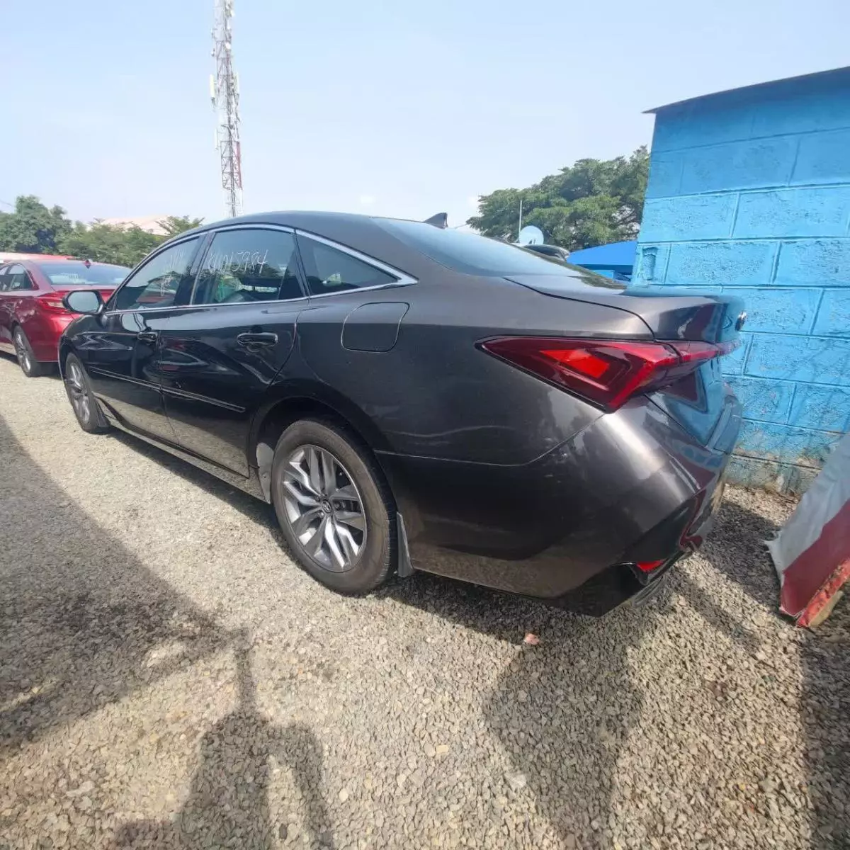 Toyota Avalon   - 2019