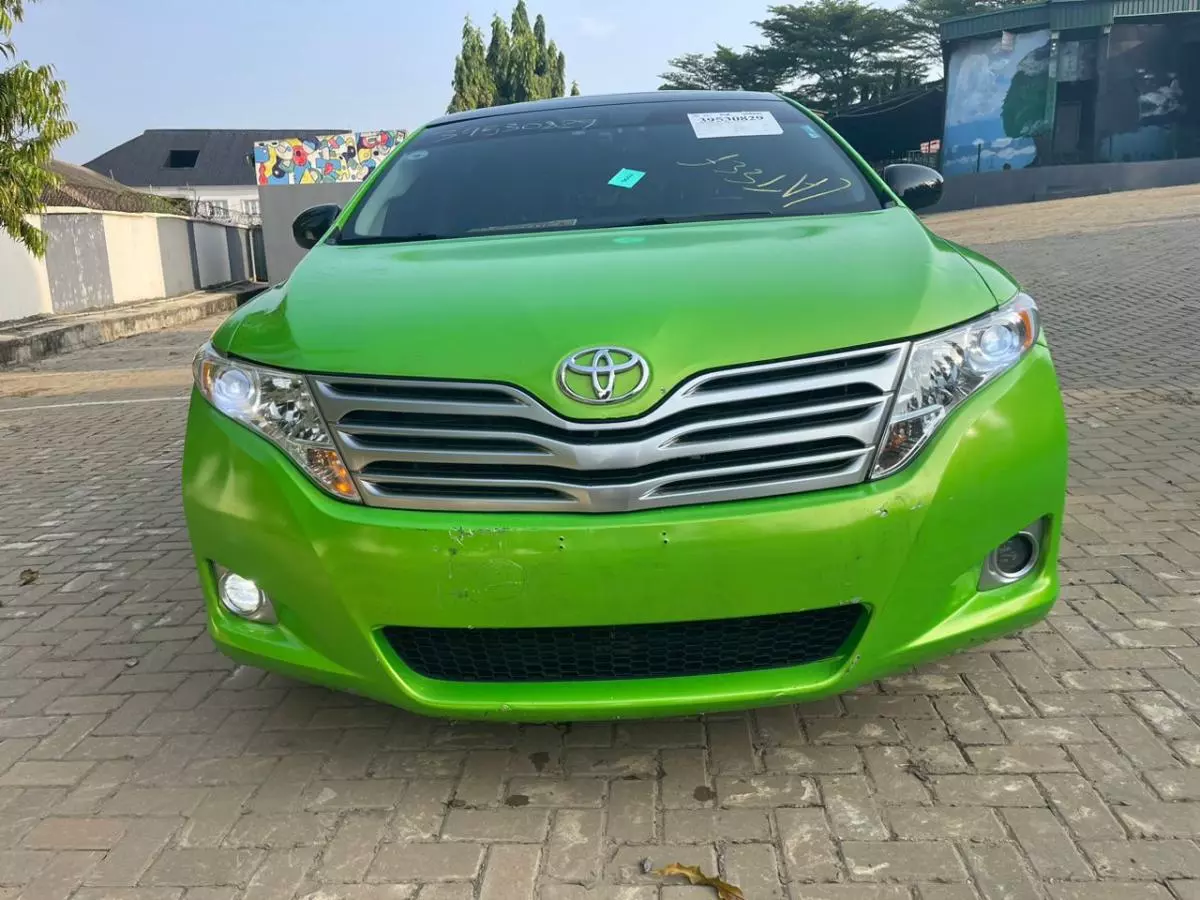 Toyota Venza   - 2010