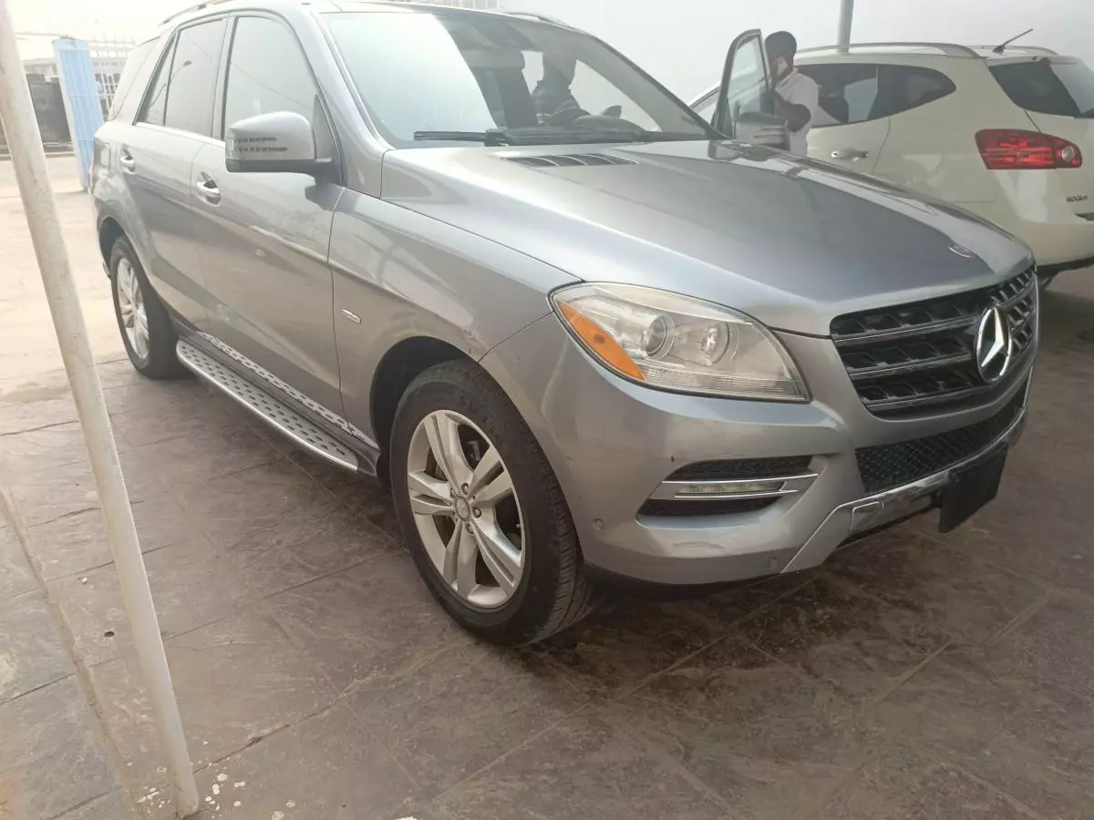 Mercedes-Benz ML 350   - 2012