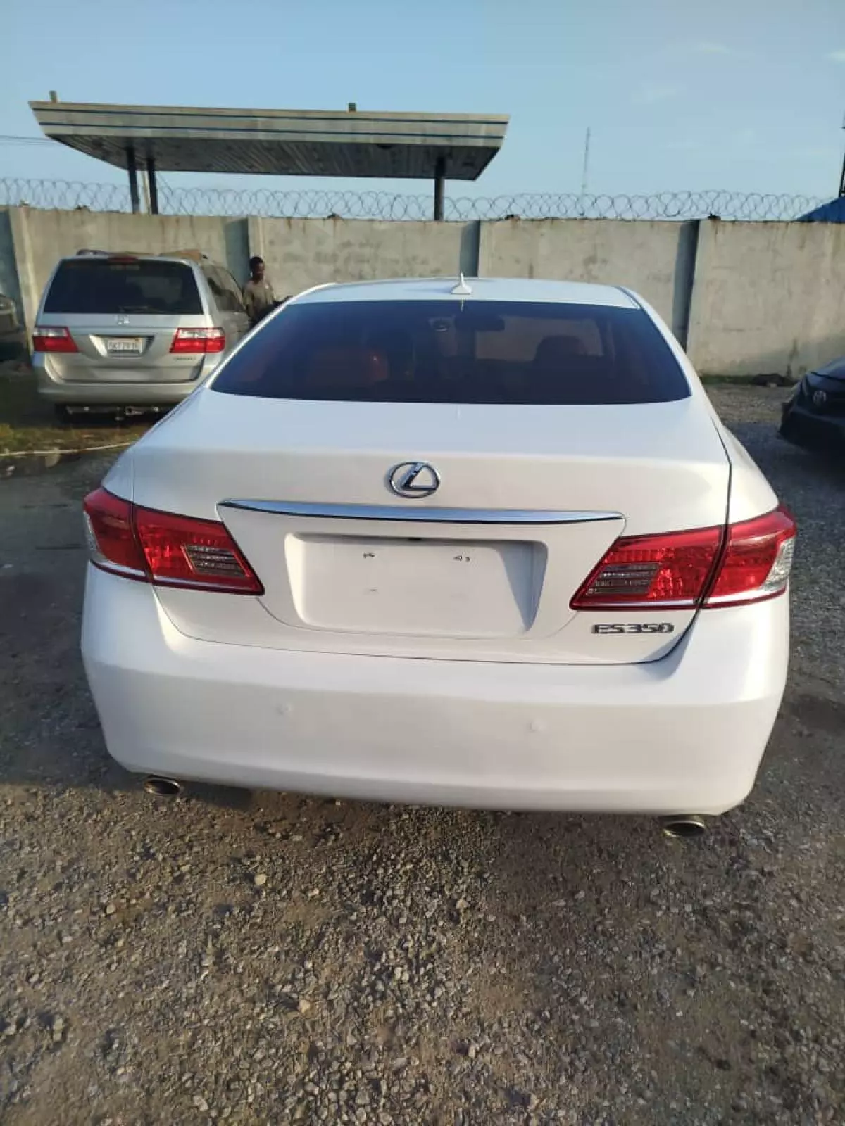 Lexus ES 350   - 2011