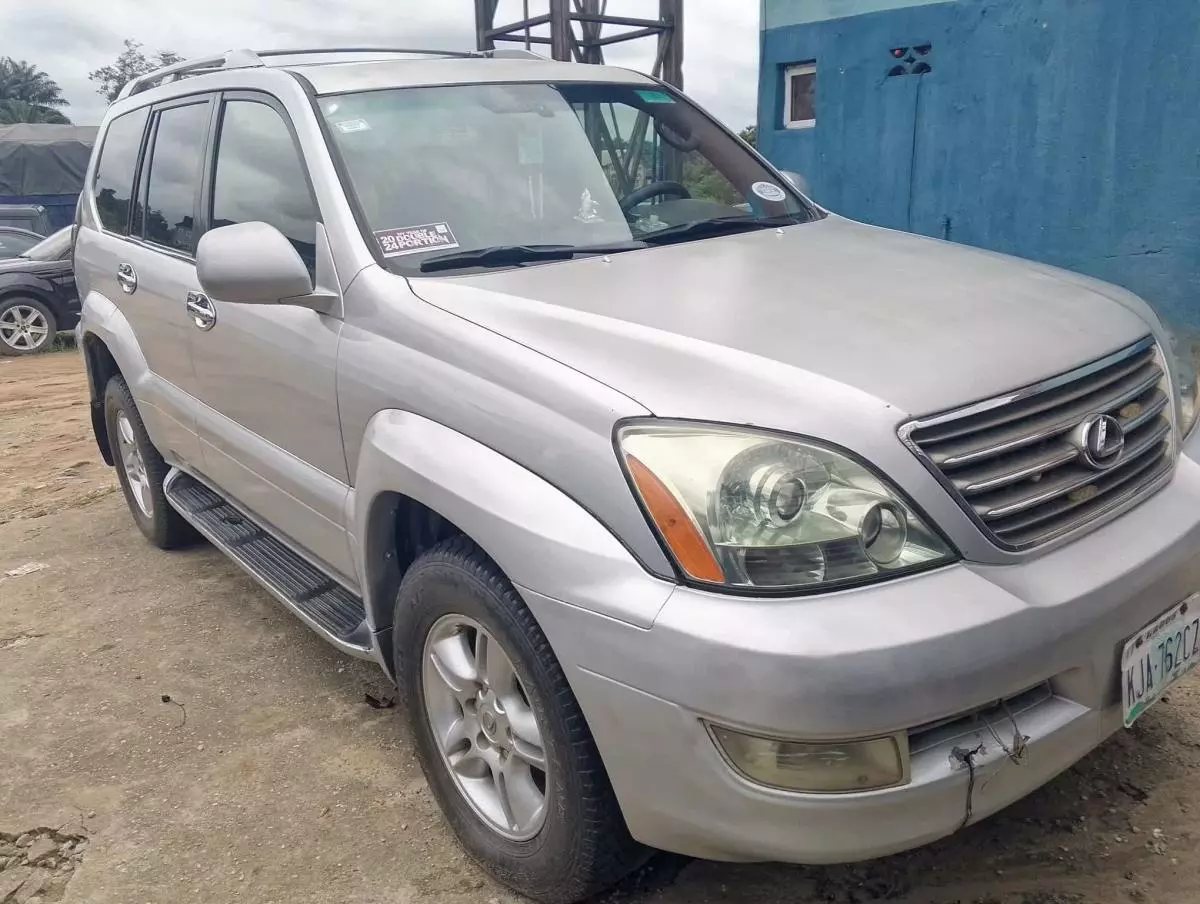 Lexus GX 470   - 2006