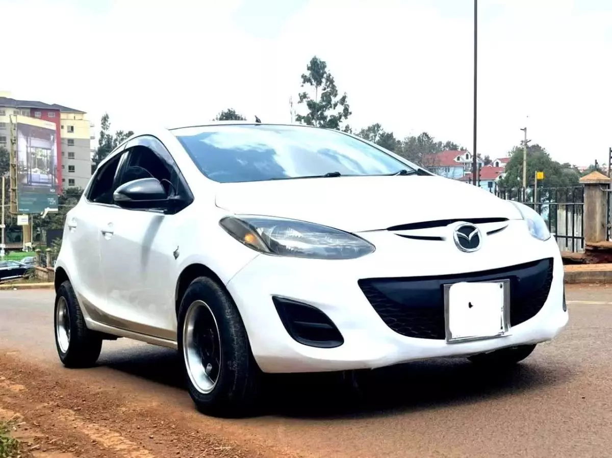 Mazda Demio - 2012