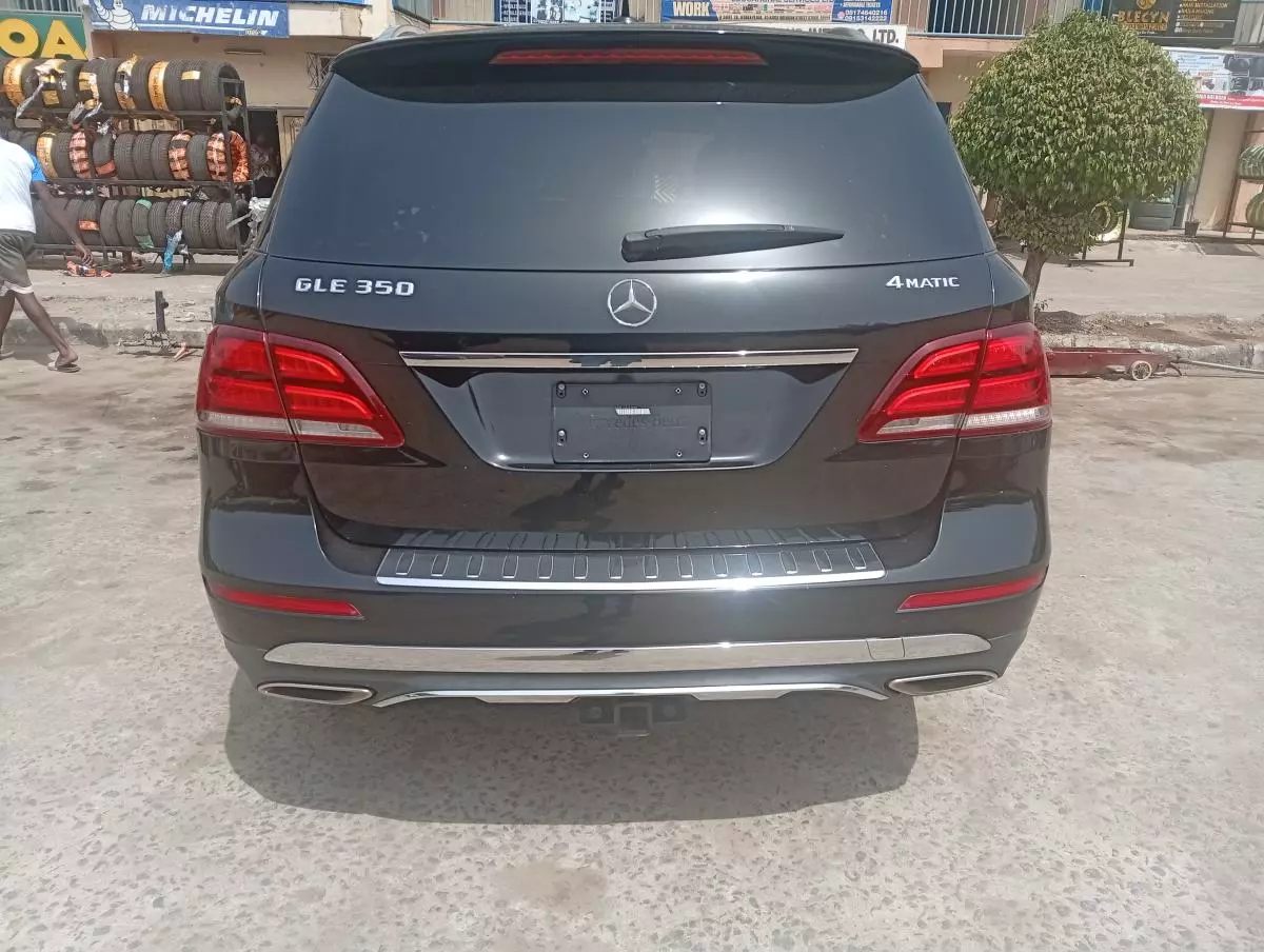 Mercedes-Benz GLE 350   - 2016