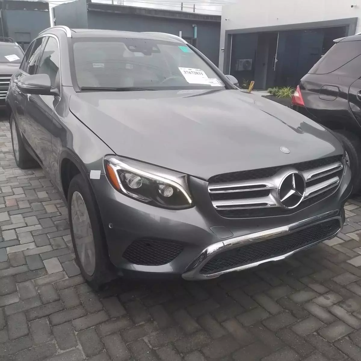 Mercedes-Benz GLC 300   - 2017