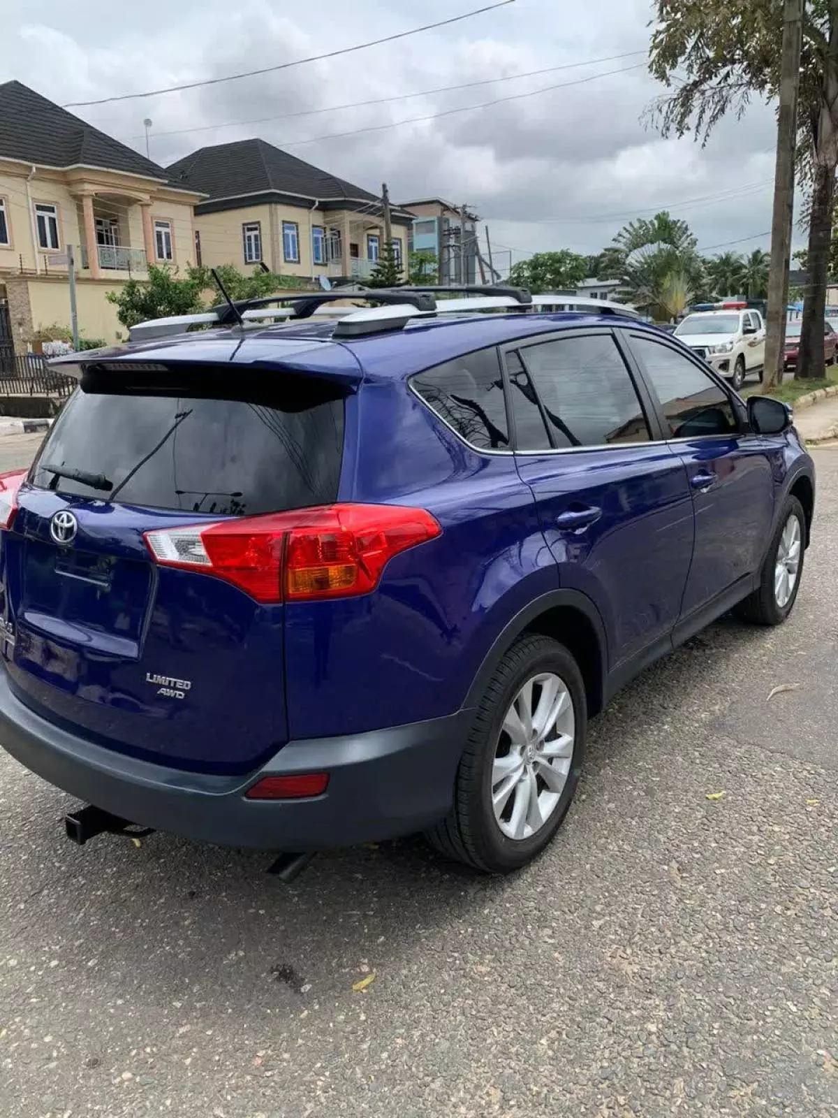 Toyota RAV 4   - 2014