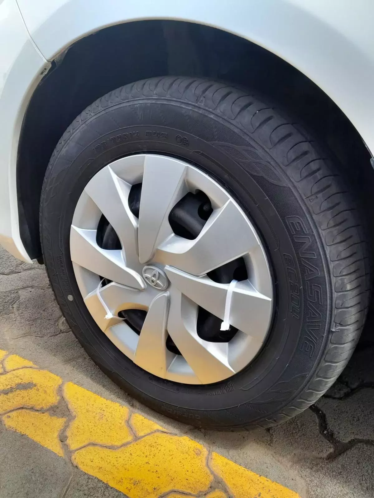 Toyota Vitz - 2015