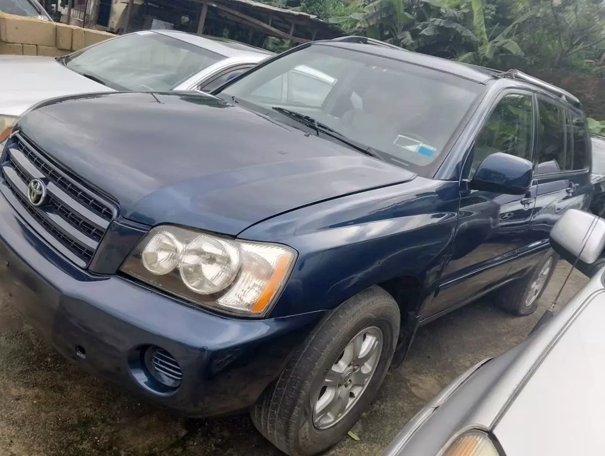 Toyota Highlander   - 2005