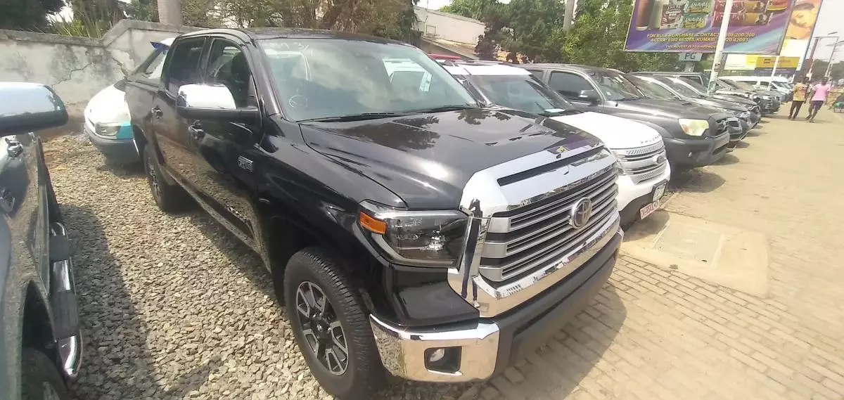 Toyota Tundra - 2020