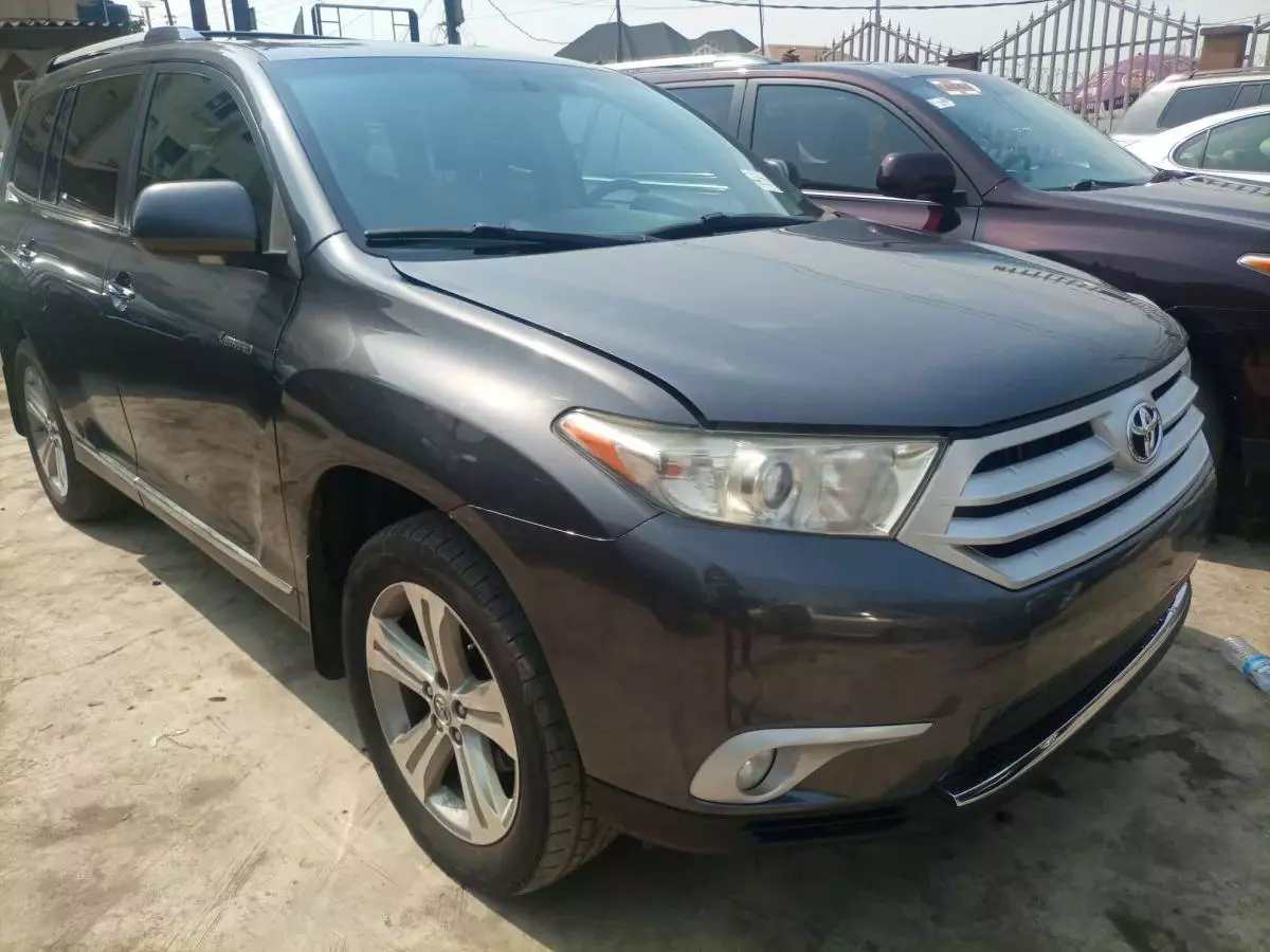 Toyota Highlander - 2013