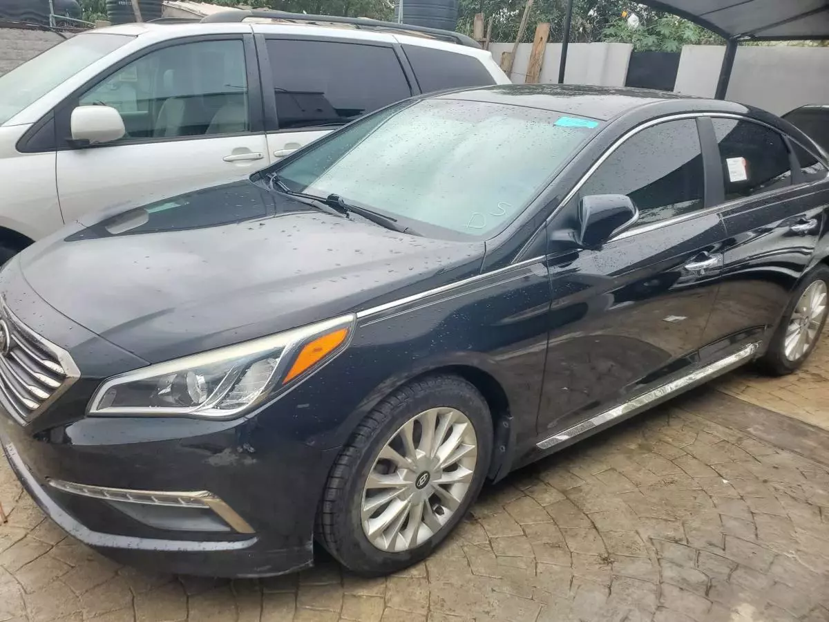 Hyundai Sonata   - 2015