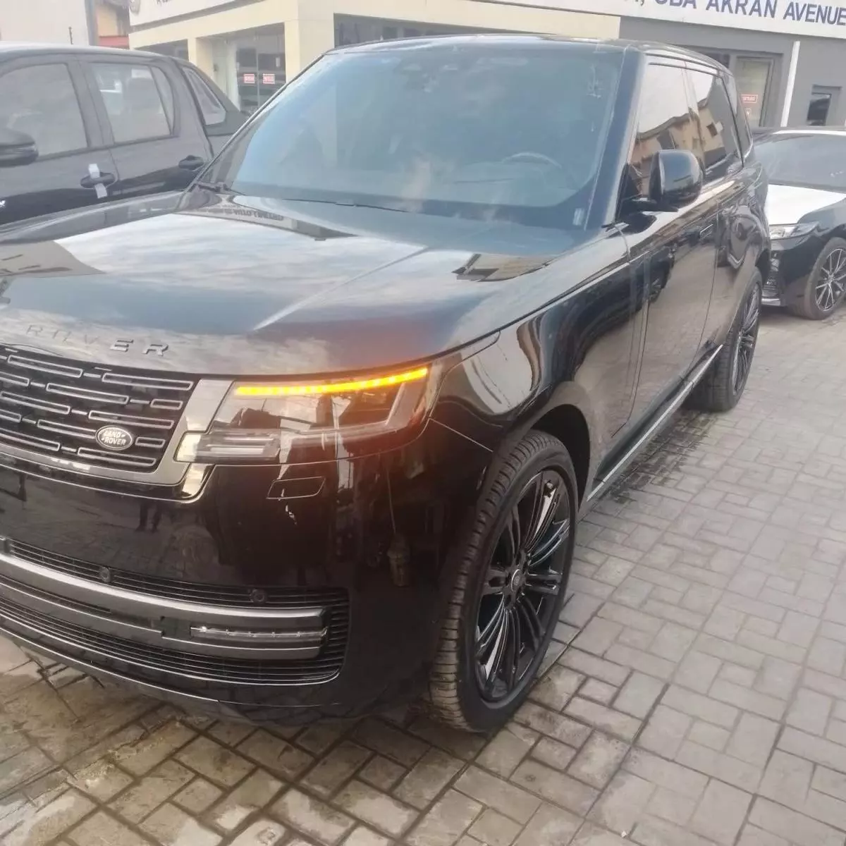 Land Rover Range Rover   - 2024