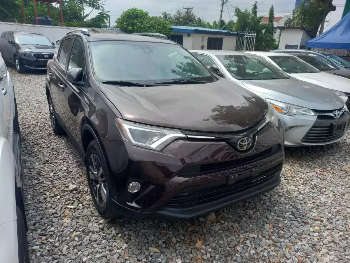 Toyota Rav4   - 2018