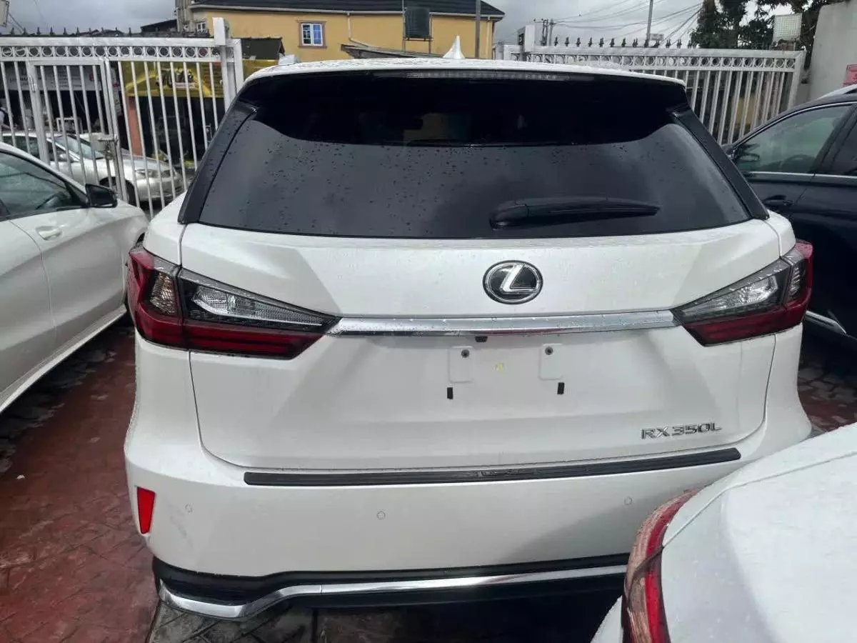 Lexus RX 350L   - 2019