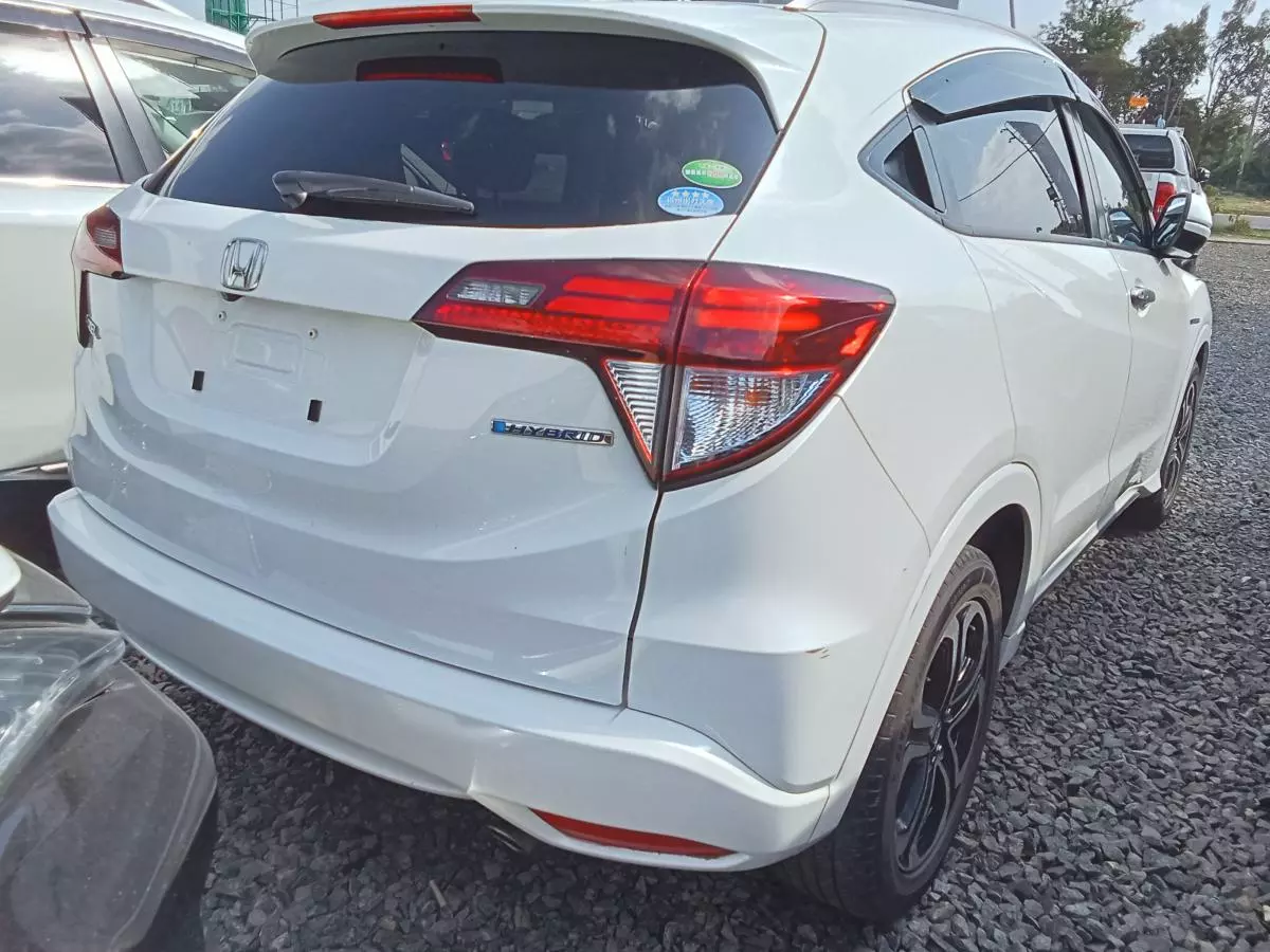 Honda Vezel Hybrid   - 2017