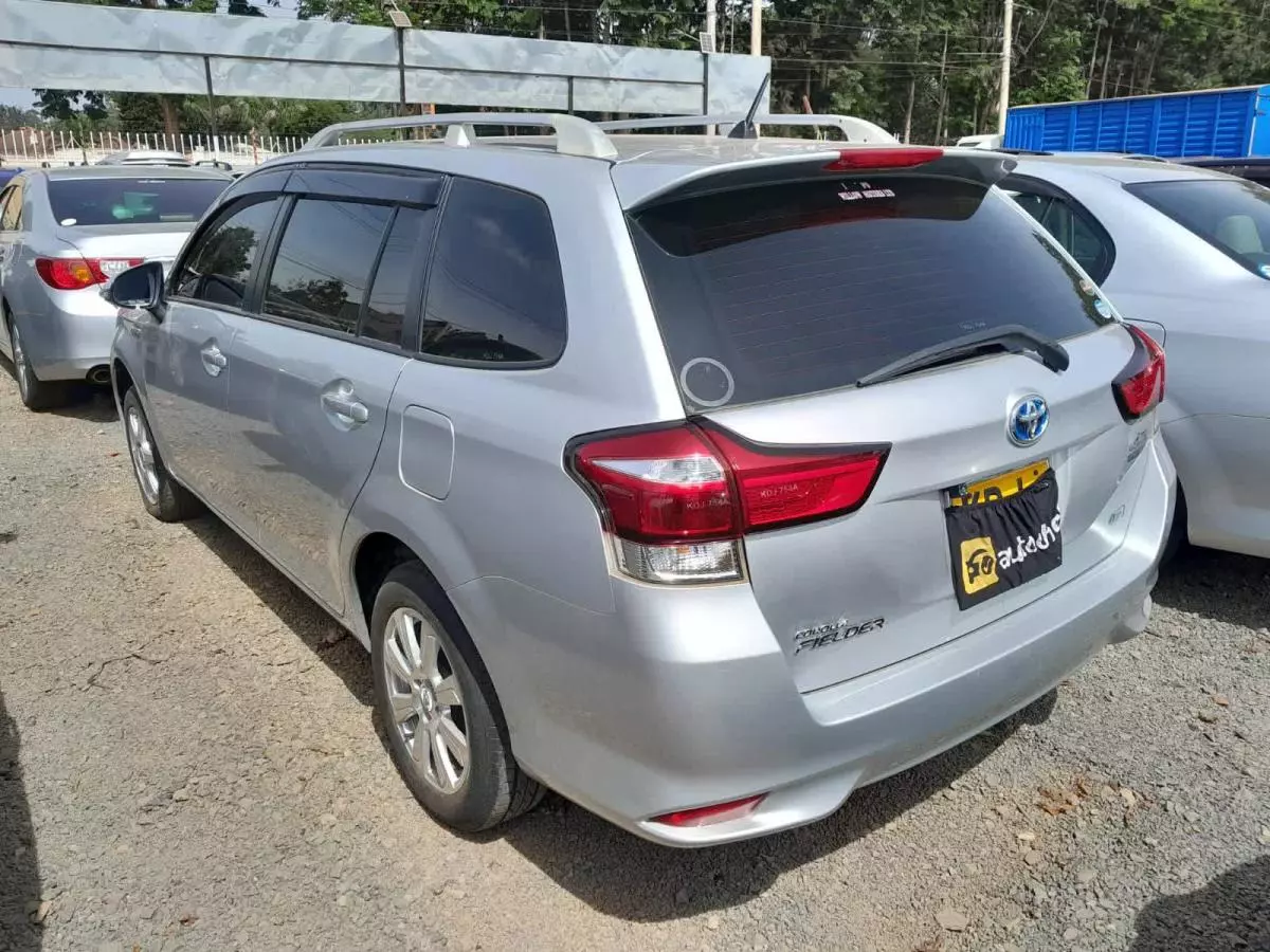 Toyota Fielder hybrid  - 2015