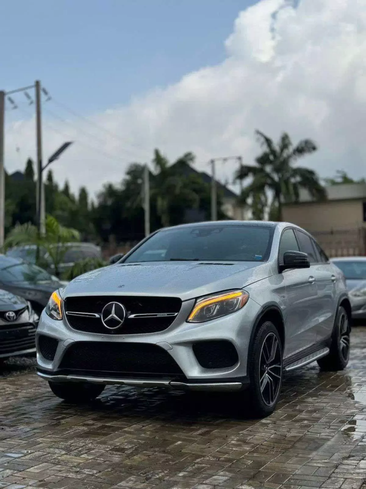 Mercedes-Benz GLE 43 AMG   - 2017