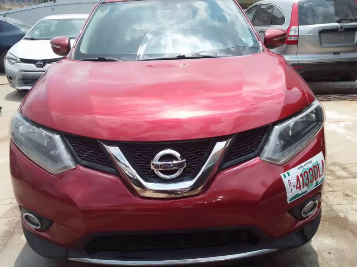 Nissan Rogue   - 2015