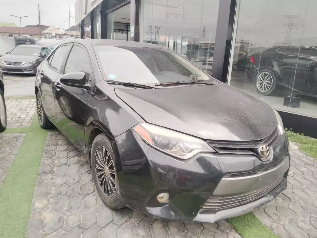 Toyota Corolla Sport   - 2015