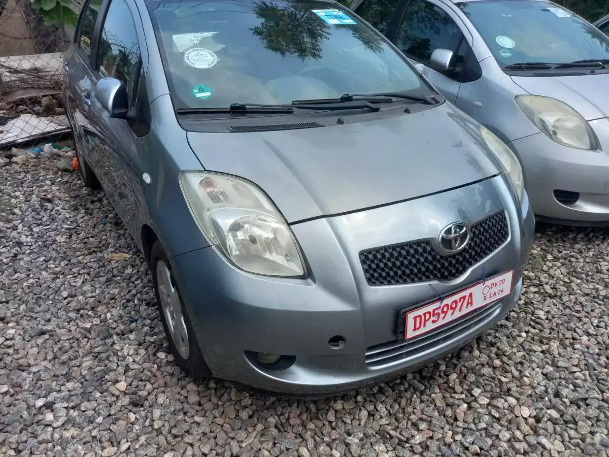 Toyota Yaris   - 2008