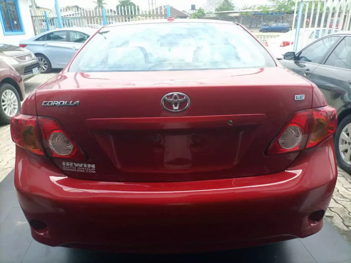 Toyota Corolla - 2010