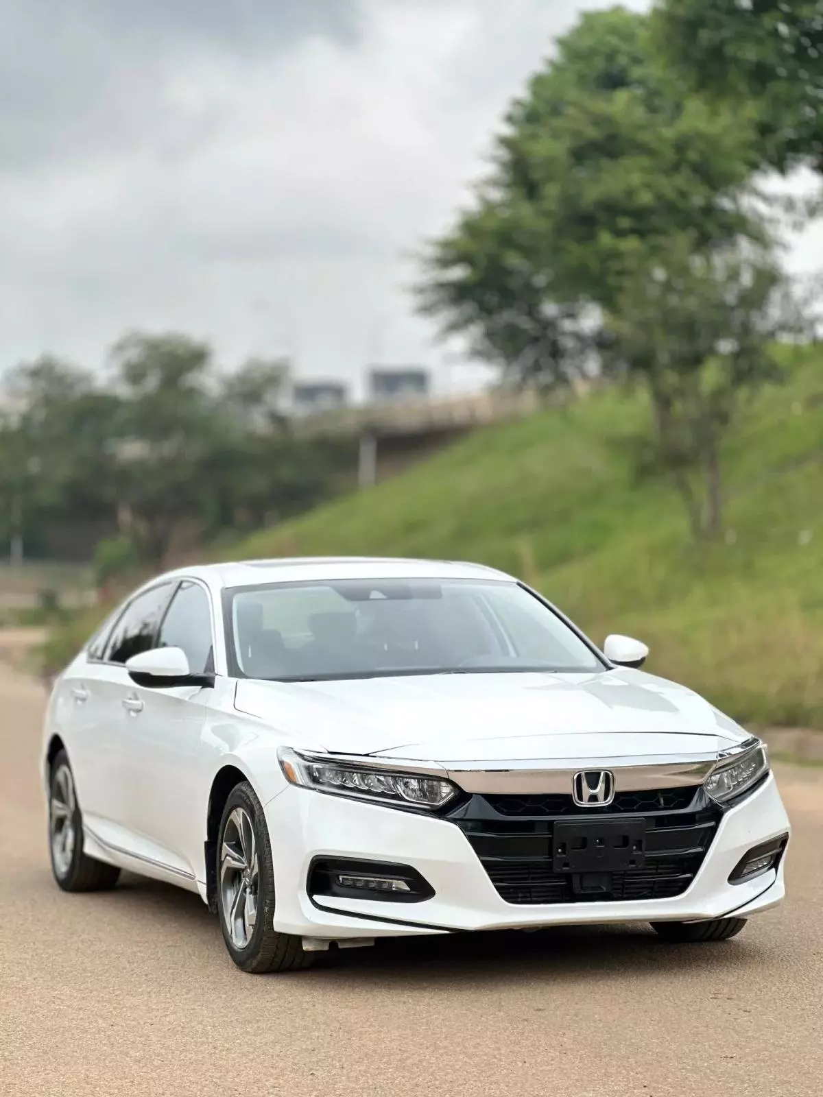 Honda Accord   - 2019