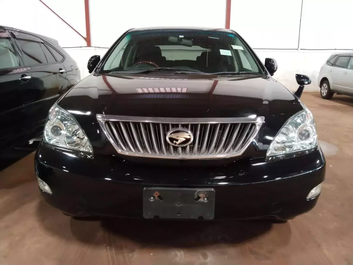 Toyota Harrier   - 2009