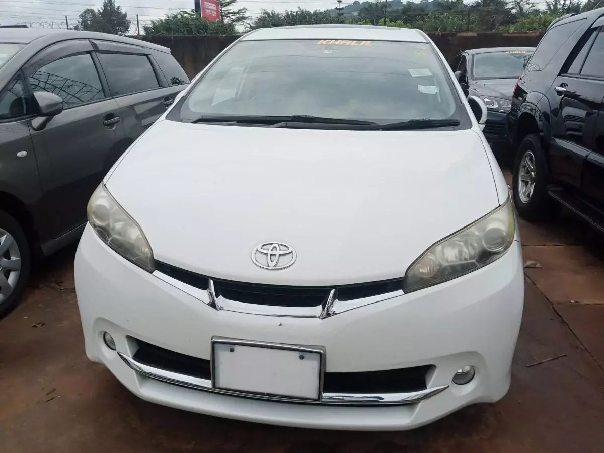 Toyota Wish - 2009