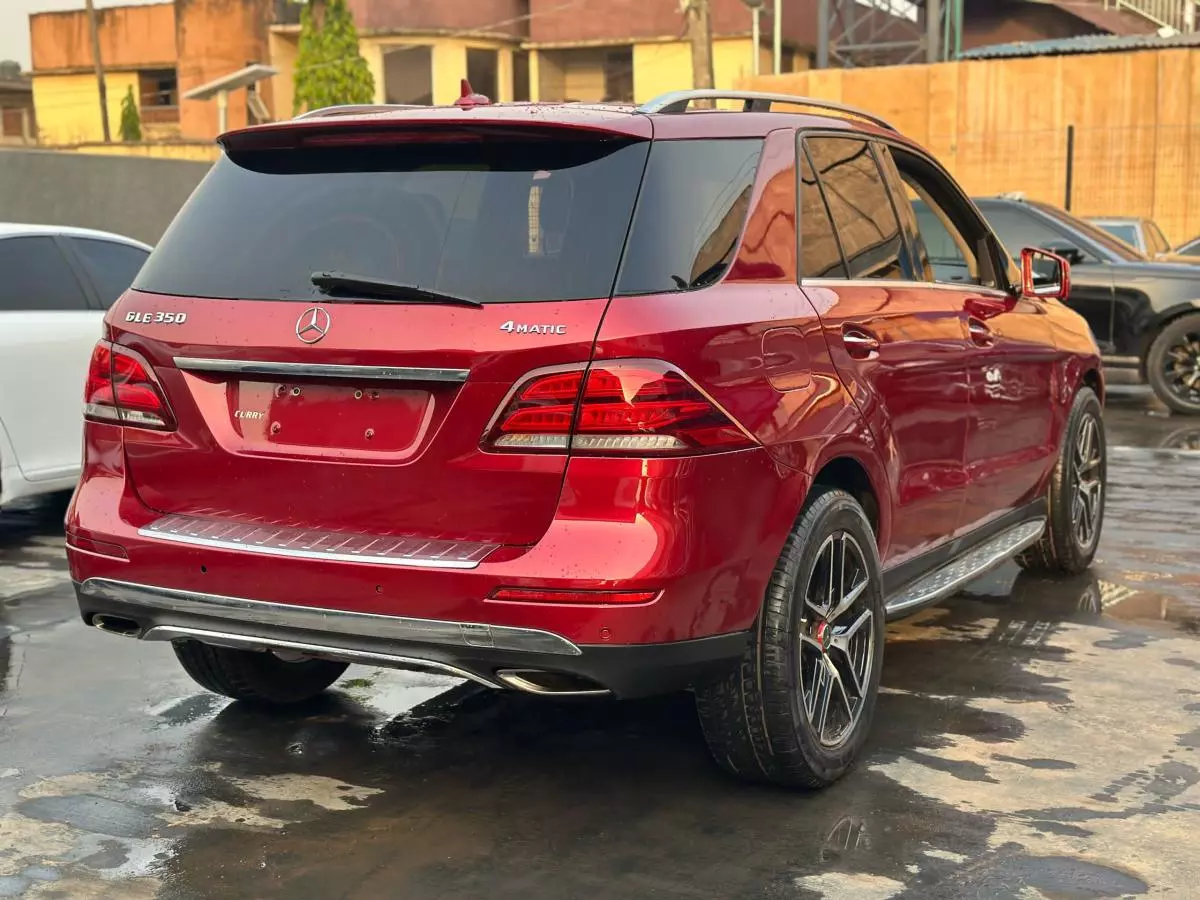 Mercedes-Benz GLE 350   - 2016