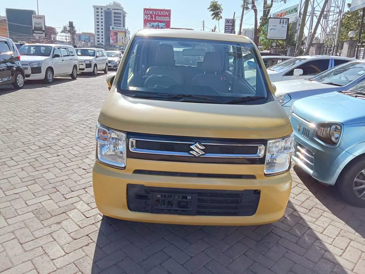 SUZUKI Wagon R+   - 2017