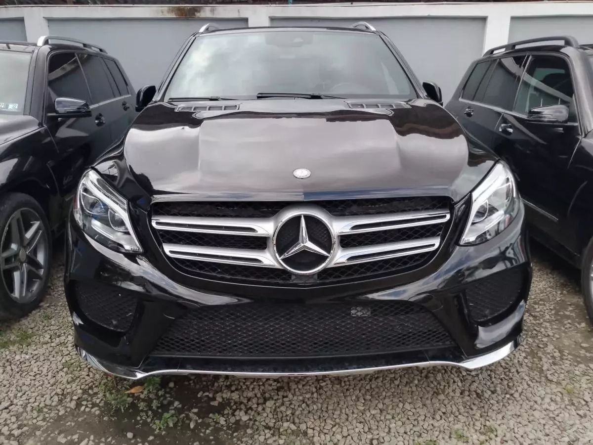 Mercedes-Benz GLE 350   - 2016