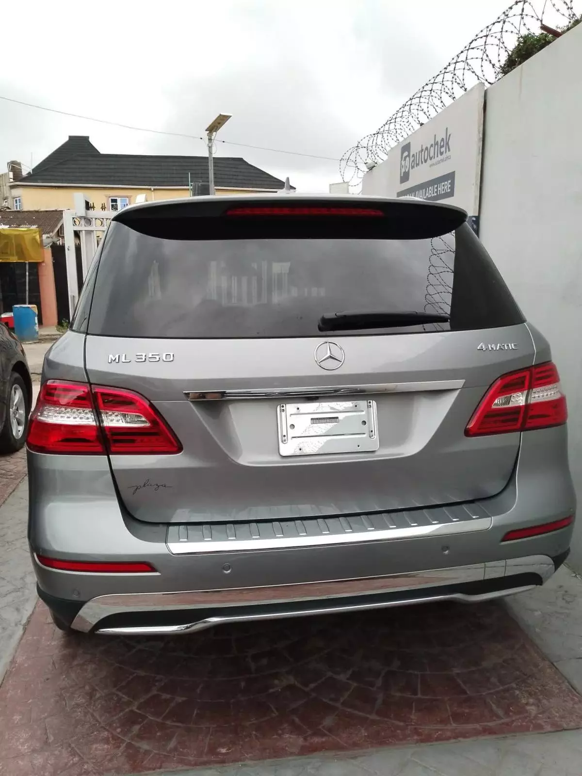 Mercedes-Benz ML 350   - 2012