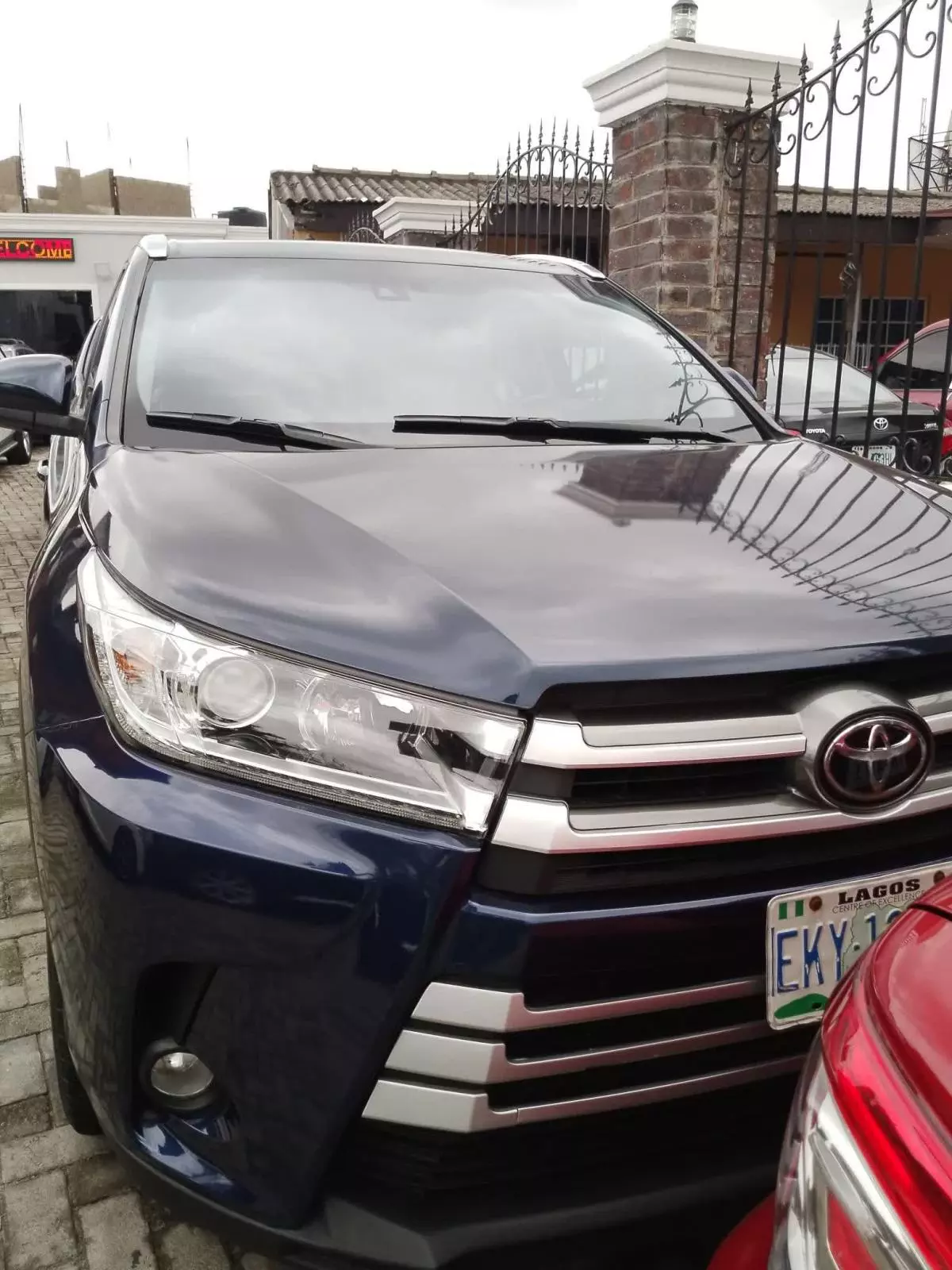 Toyota Highlander   - 2015