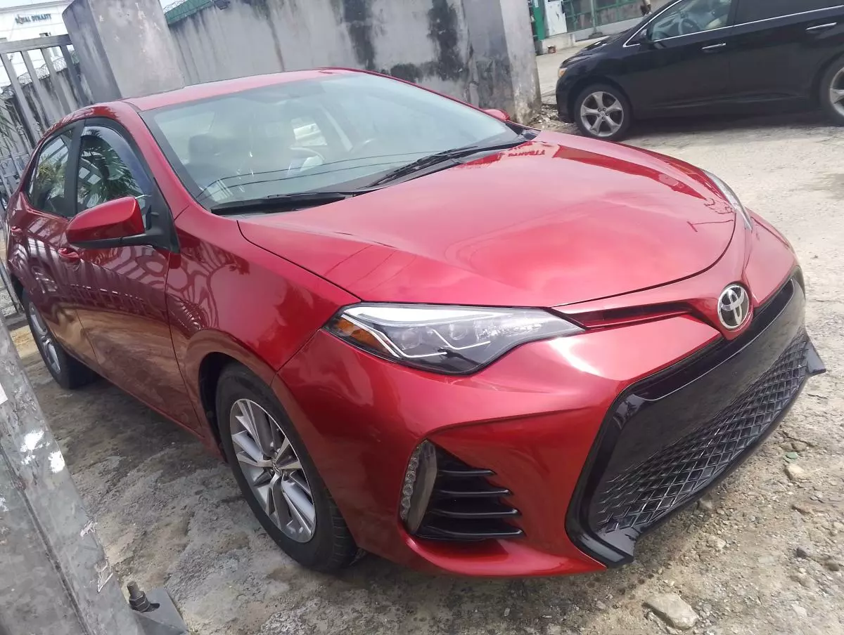 Toyota Corolla   - 2015