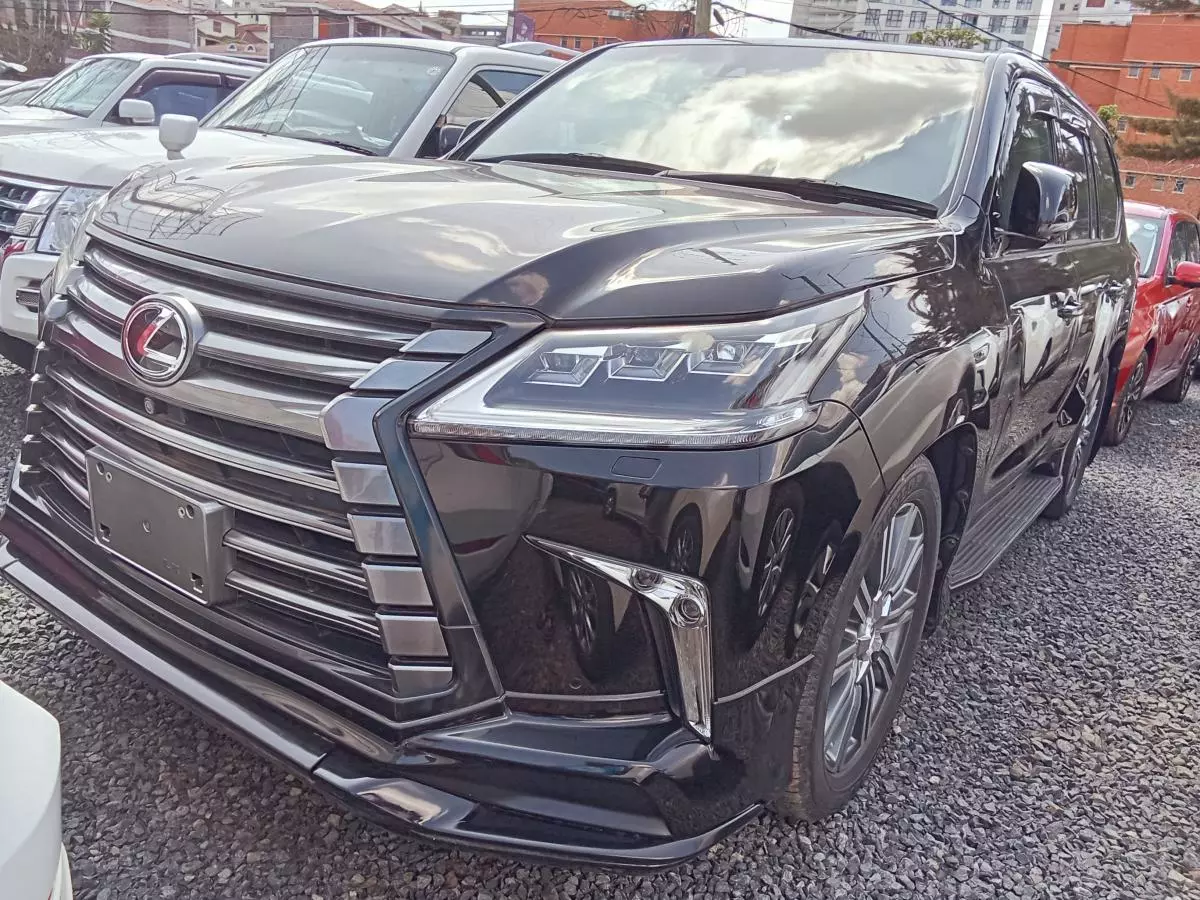 Lexus LX 570   - 2016