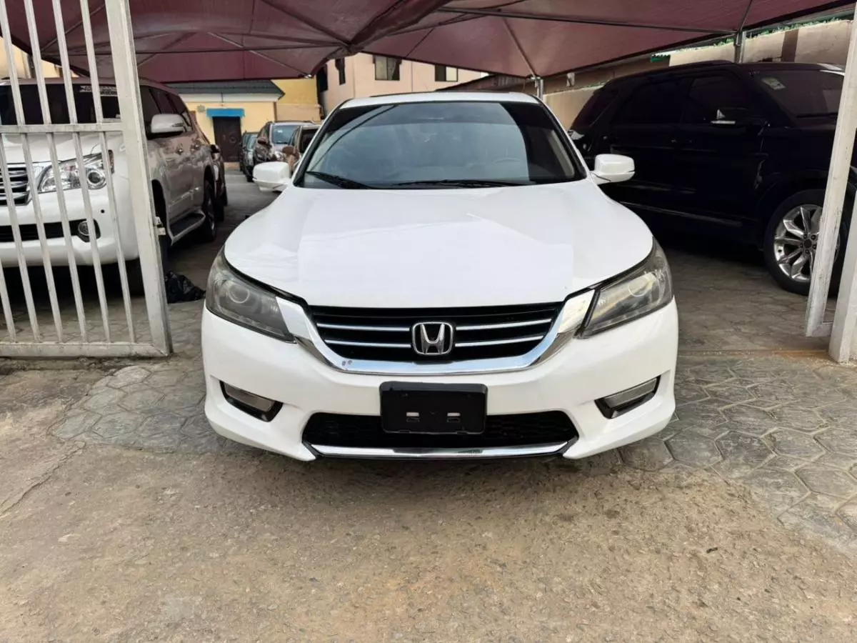 Honda Accord   - 2013