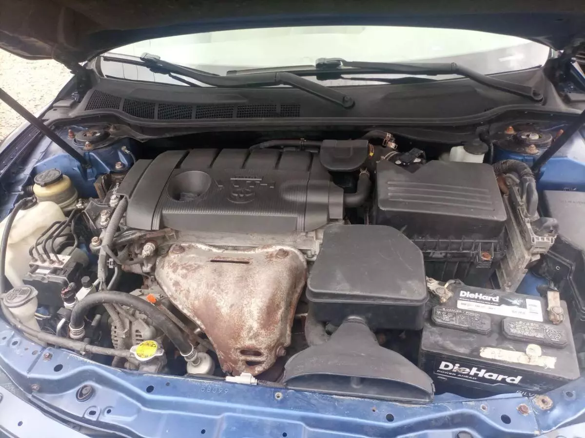Toyota Camry - 2011