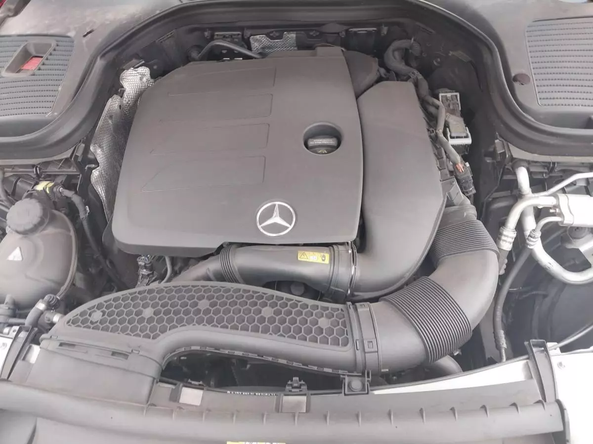 Mercedes-Benz GLC 300 - 2020