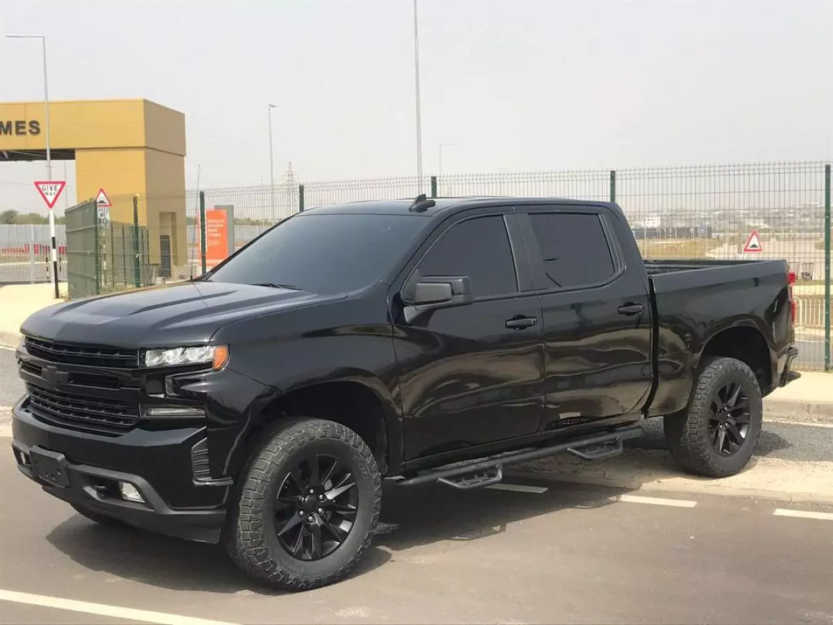 Chevrolet Silverado   - 2019