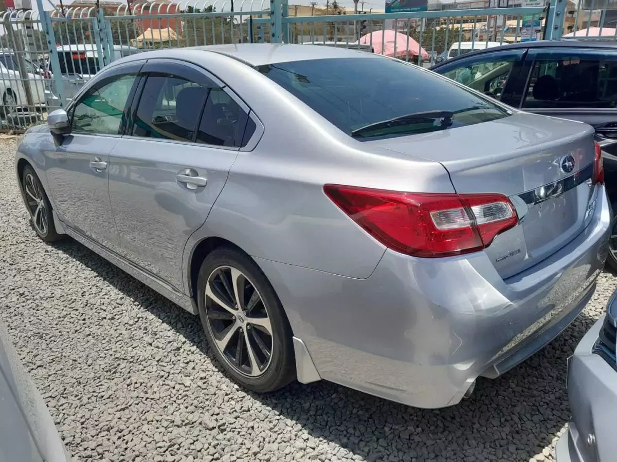Subaru Legacy B4 - 2014