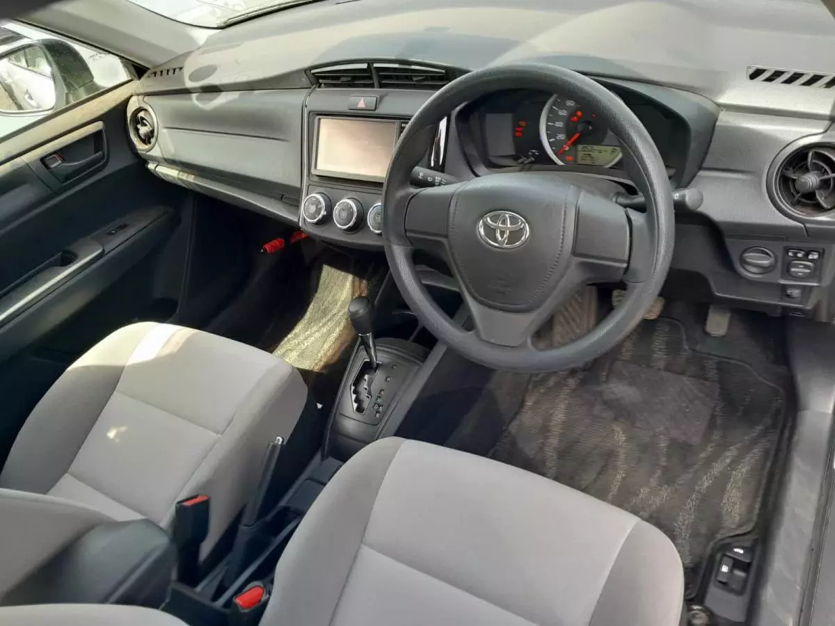 Toyota Axio  - 2016