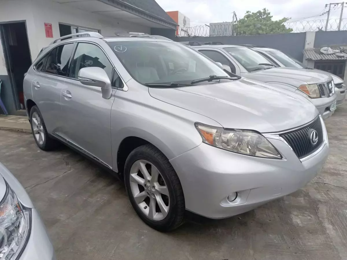 Lexus RX 350   - 2010